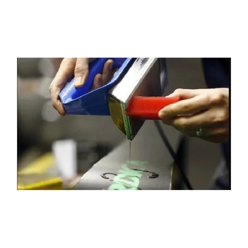 Парафинотерапия для рук. +5. Покрытие воском автомобиля. Нанесение жидкого парафина. Vauhti liquid uf mid +2…-4°c.