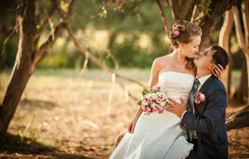 Видеограф на праздник. Ведущий фотограф. Свадьба на ура уфа. Видеограф комиссаров алексей. Ведущий фотограф.