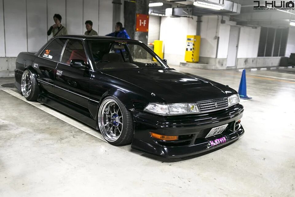 Mark win. Toyota Mark 2 81 big win. Toyota Mark II gx81. Toyota Mark 2 jzx81 big win.