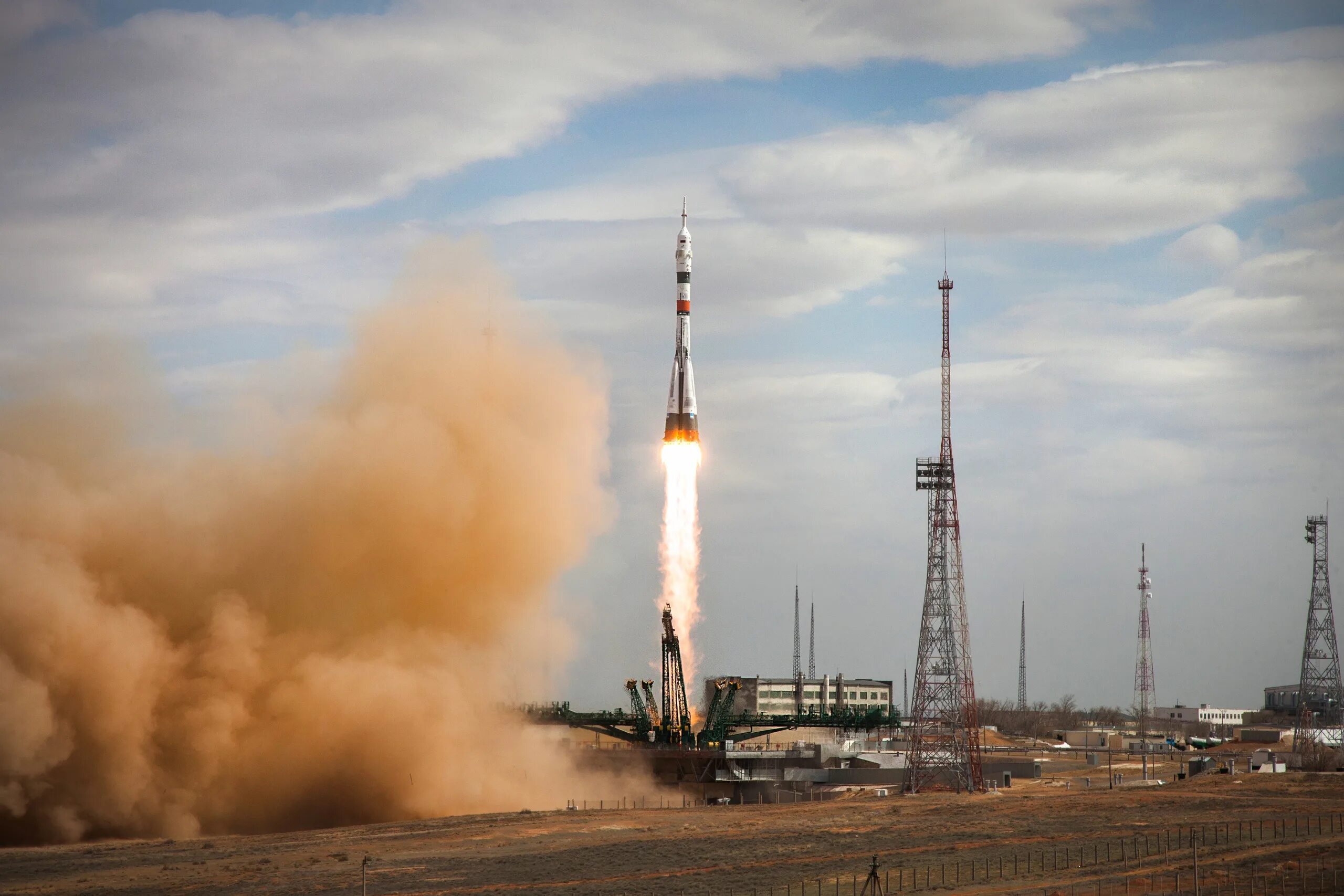 Пуск ракеты с космодрома байконур сегодня. Роскосмос, космодром Байконур, ракета, Союз. Союз-2.1а ракета-носитель. Ракетоноситель Союз 2.1.а. Старт ракеты Союз 2.1а.