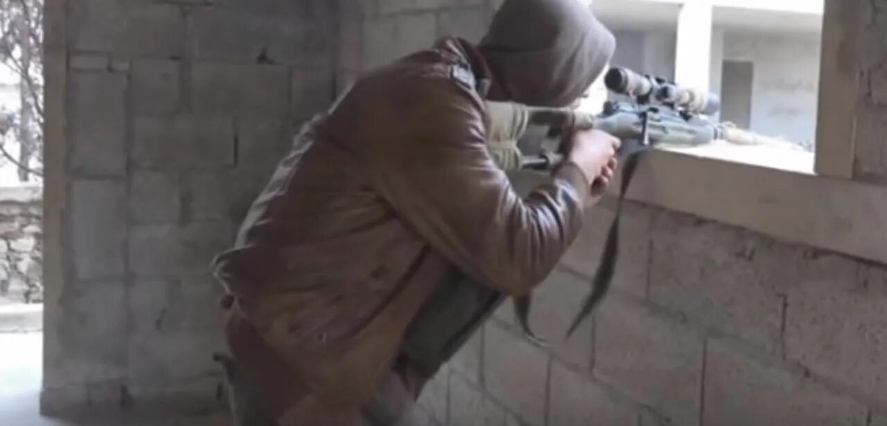 снайпер террорист. Barrett mrad mk22. иракский снайпер мустафа. арафатка special forces. боевики исламского государства.