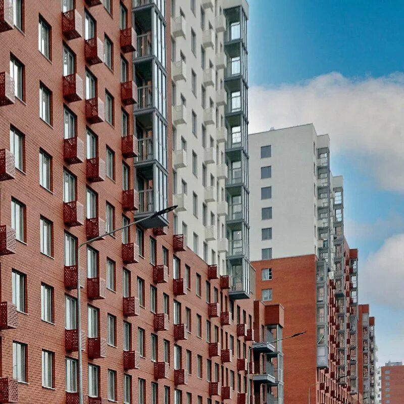 Ул. 3 ред застройщик. Новотомилино жк тройка ред. Люберецкий район жк новокрасково. 3 red застройщик томилино.