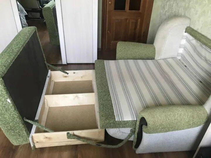 Мягкая мебель орехового цвета. Диван виктория капля. Сокруз мебельная фабрика. Орехово-зуево ул ленина 47. Цвет диванов орехово зуево.