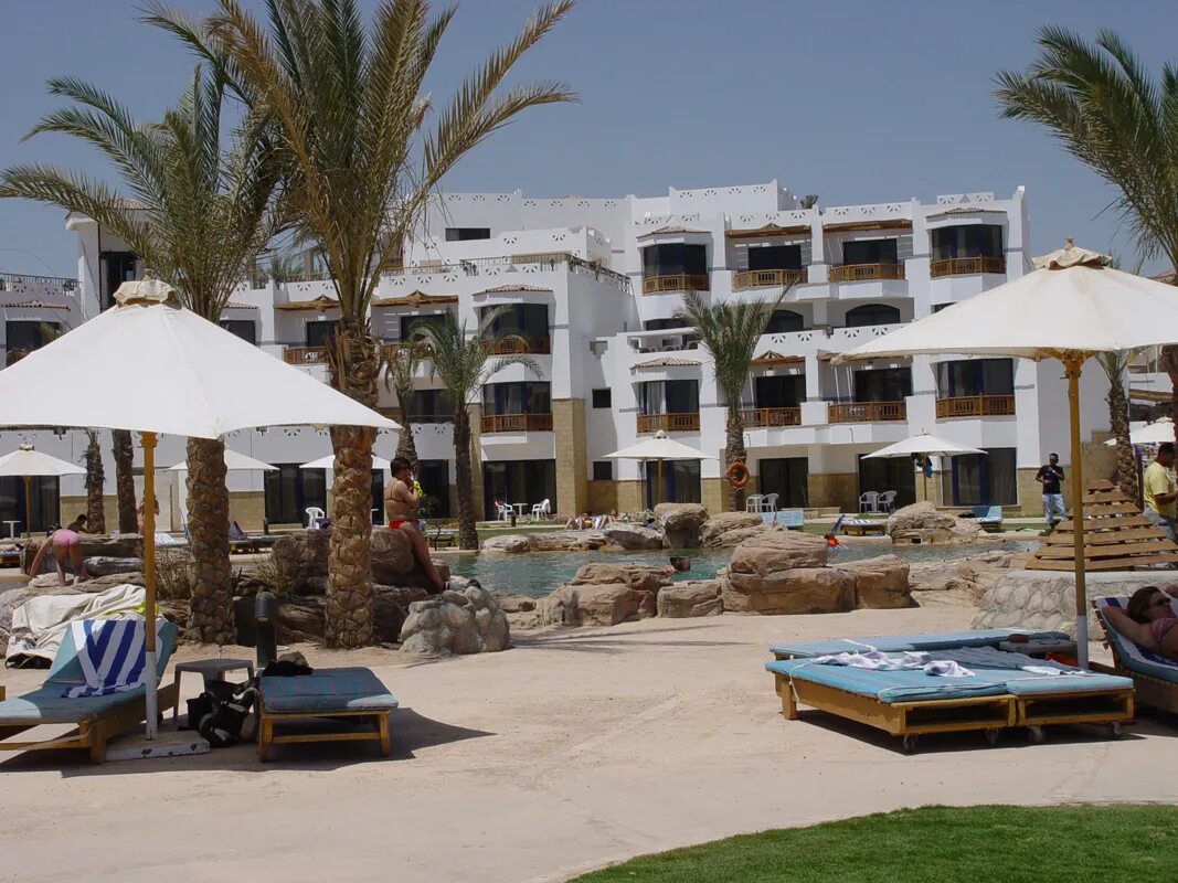 Amphoras Beach Hotel 5*. Holiday Inn Amphoras. Amphoras Aqua Hotel 4 Шарм-Эль-Шейх. Holiday Inn Amphoras 4*.