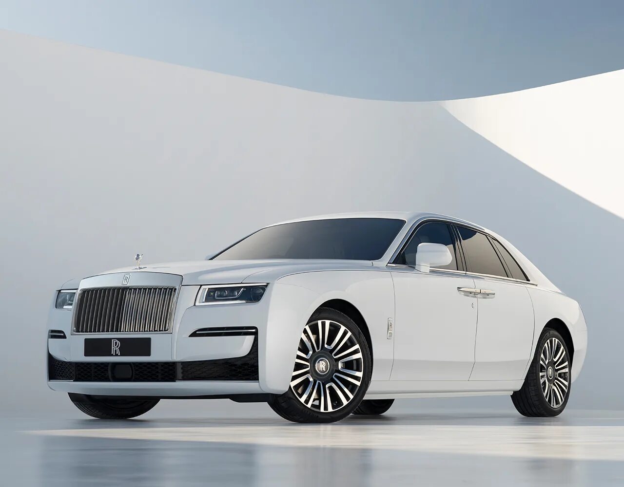 Rolling 2021. Новый Роллс Ройс 2021. Роллс Ройс Ghost 2021. Rolls Royce Ghost 2021. Новый Rolls Royce Ghost 2021.