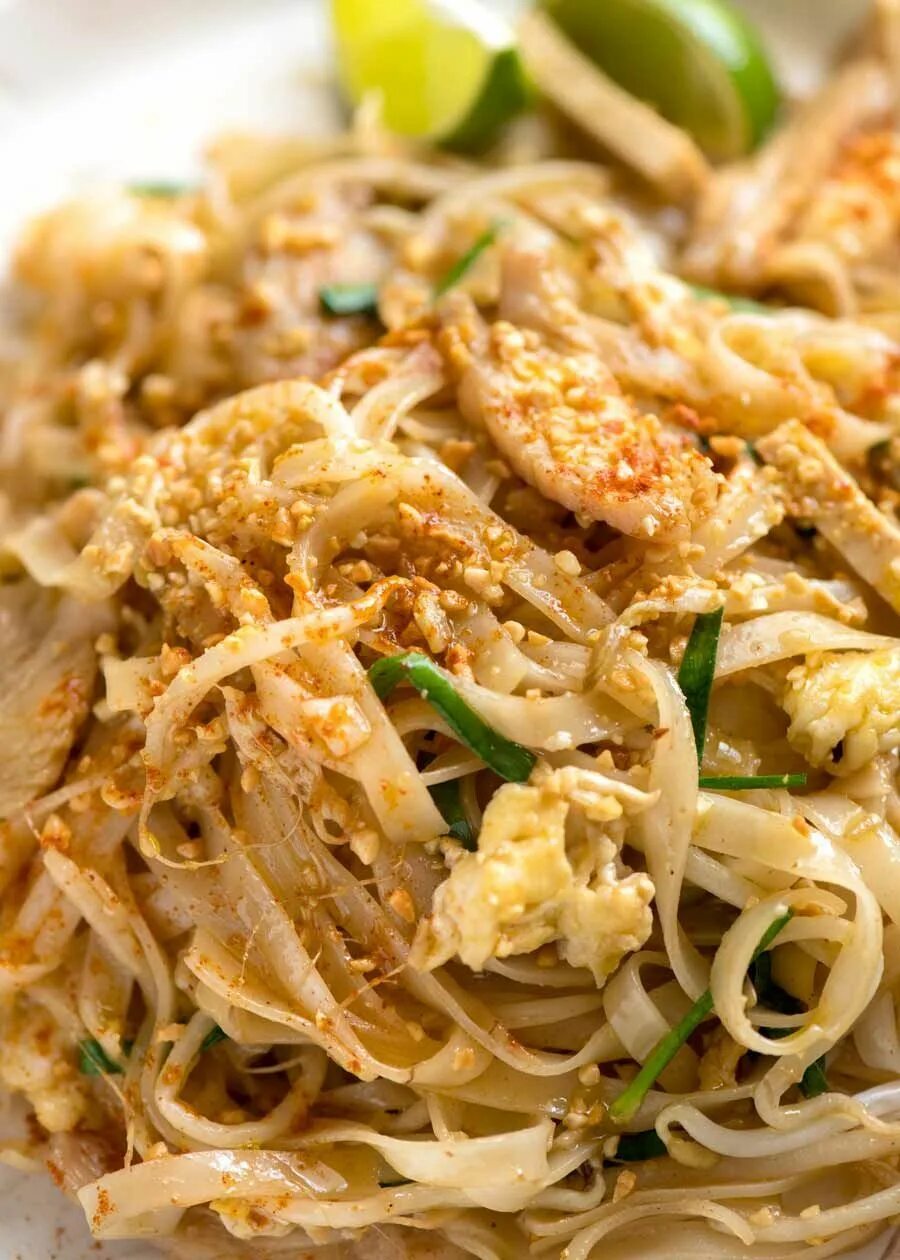 Тайский пад Тай. Pad Thai лапша. Тайская еда пад Тай. Паста Тай Нудлс.