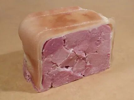 Домашнее прессованное мясо из свинины
