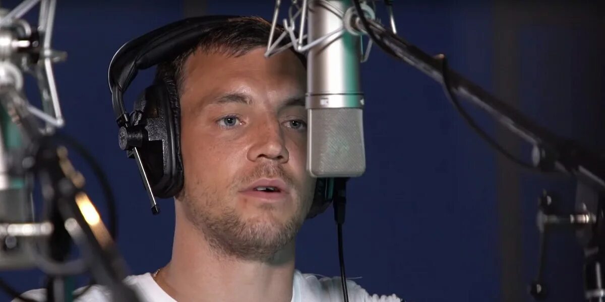 Вилсаком. Голос машкова. Яндекс браузер перевод видео. Озвучивание яндекса. Яндекс браузер переводчик видео.