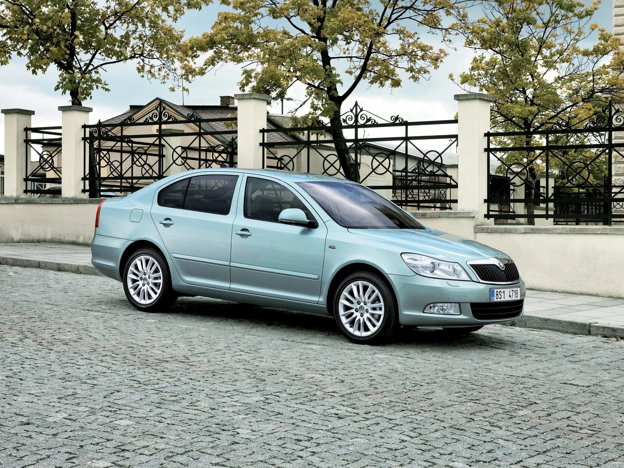 Цвета октавии а5. Skoda Octavia 2 2009. Skoda Octavia a5 (2004-2013) хэтчбек. Skoda Octavia a5 2009.