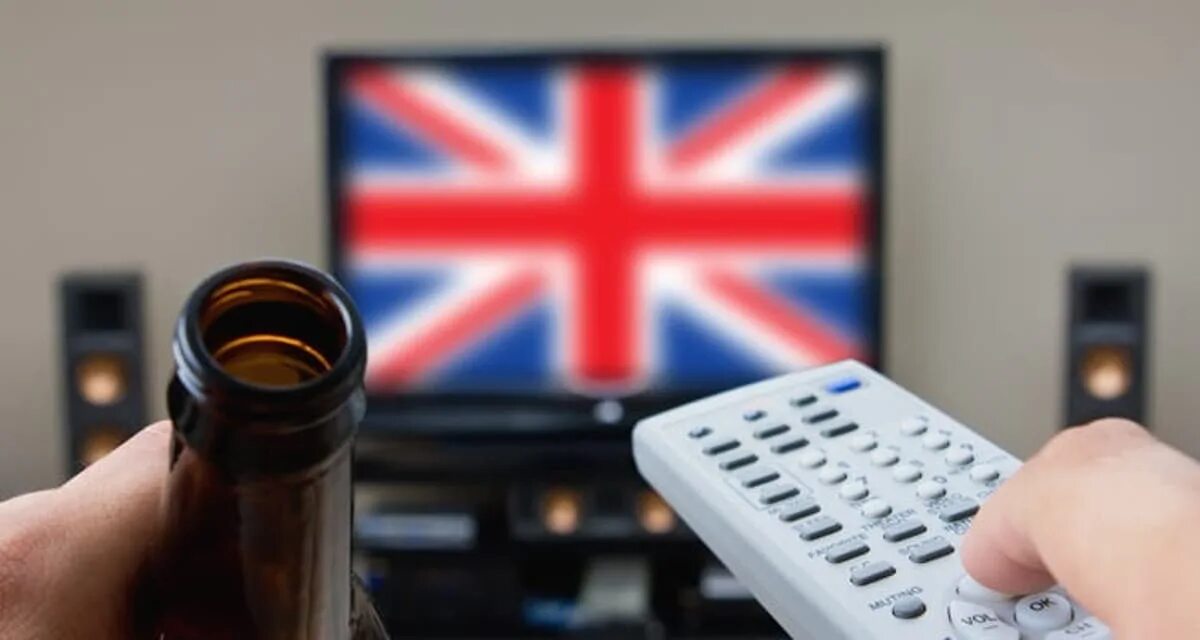 Watching britain. Британское Телевидение. ТВ Великобритании. Телевидение в Великобритании Телеканалы Великобритании. Налоги на Телевидение Англия.
