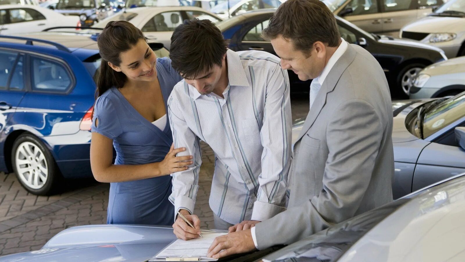 преимущества автомобиля. памятка клиенту при покупке авто. возврат автомобиля в автосалон. покупатель автомобиля. возврат транспортного средства.