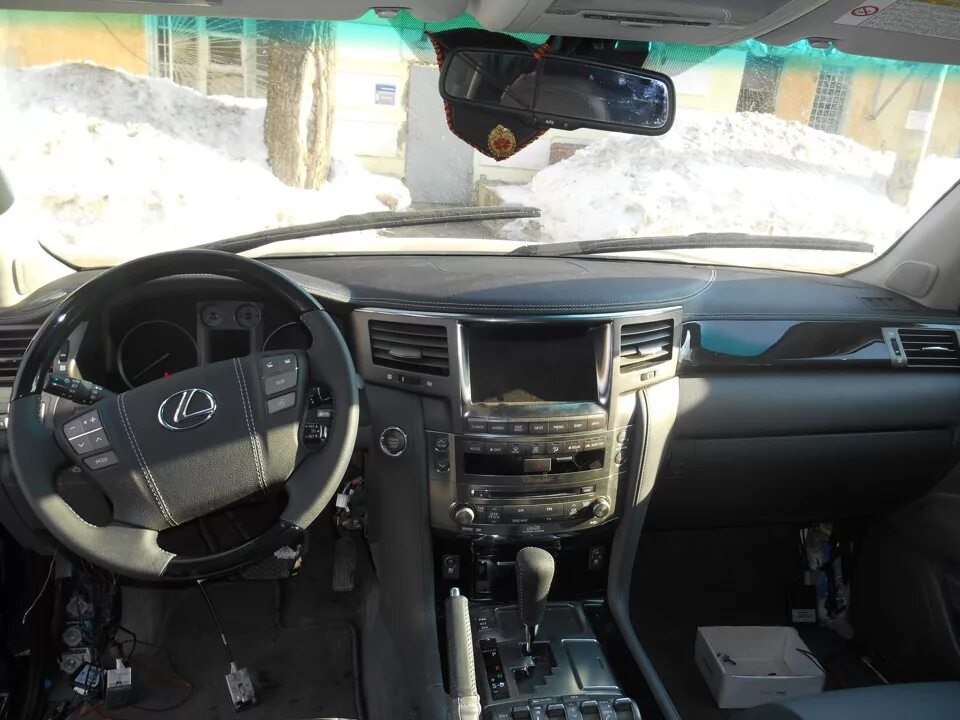 Лексус 570 дизель разгон. Лексус 570 панель. Лексус lx 570 обозначение иконок на панели приборов. Панель лексус 570. Лексус 570 панель.