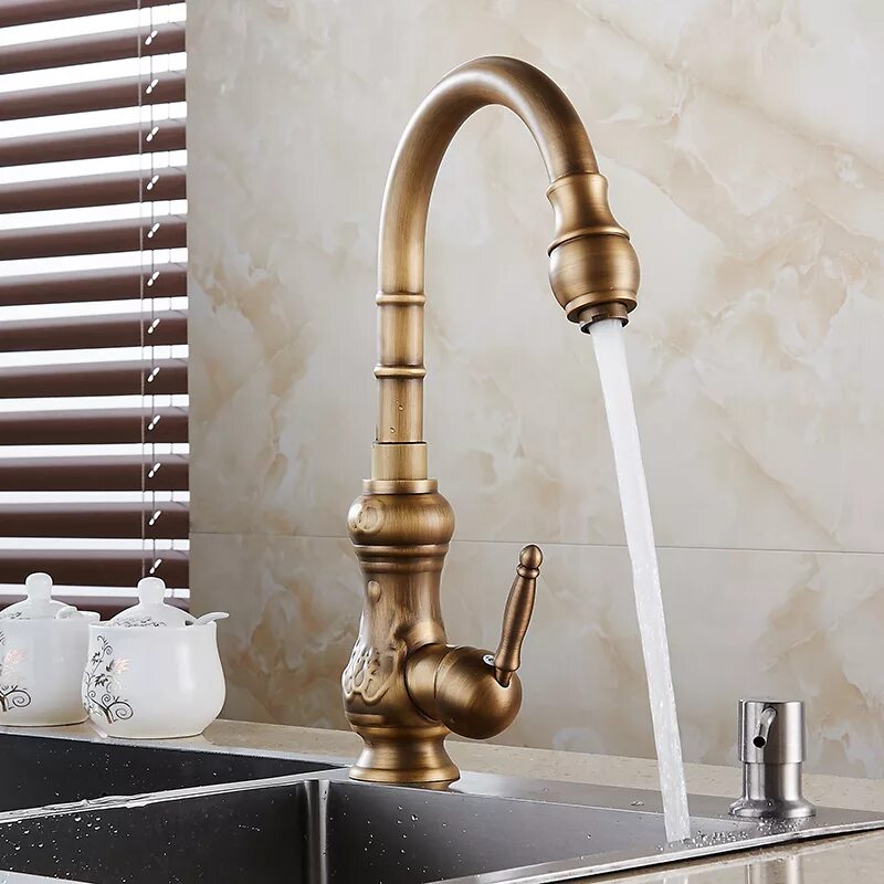 Отверстие кухонный смеситель. Смеситель для кухни WANFAN Kitchen Faucet. Смеситель для кухни латунь Bravo. АЛИЭКСПРЕСС смеситель латунь бронза. Кран для кухни латунь.