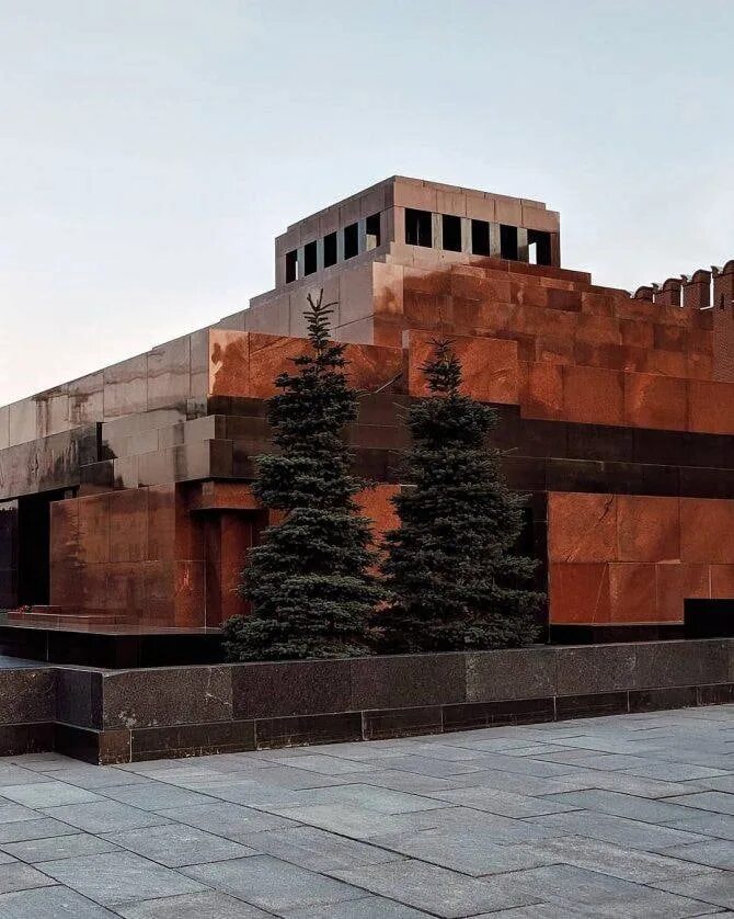 Мавзолей адлер. Мавзолей ленина в москве. мавзолей аныткабир анкара.