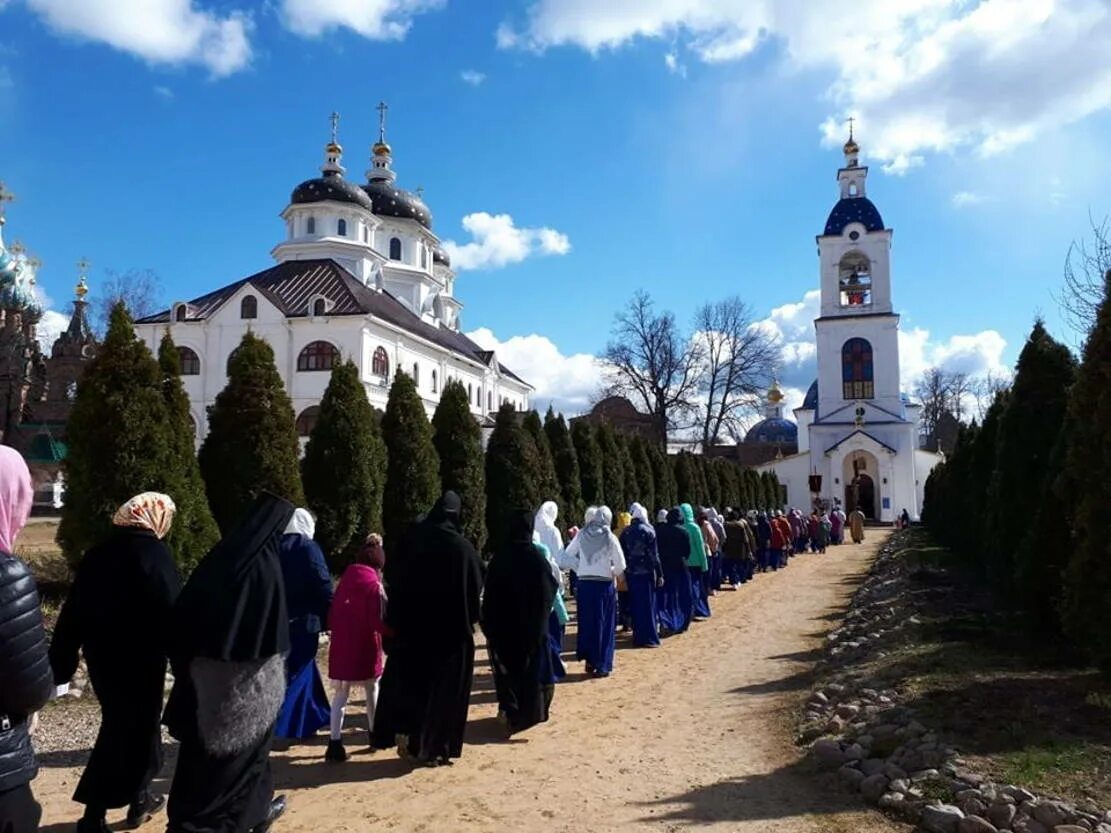 Сольба женский монастырь ярославская область. Николо-сольбинский монастырь переславль-залесский. Сольба женский монастырь. Сольба женский монастырь ярославская область. Николо-сольбинский монастырь переславль-залесский.