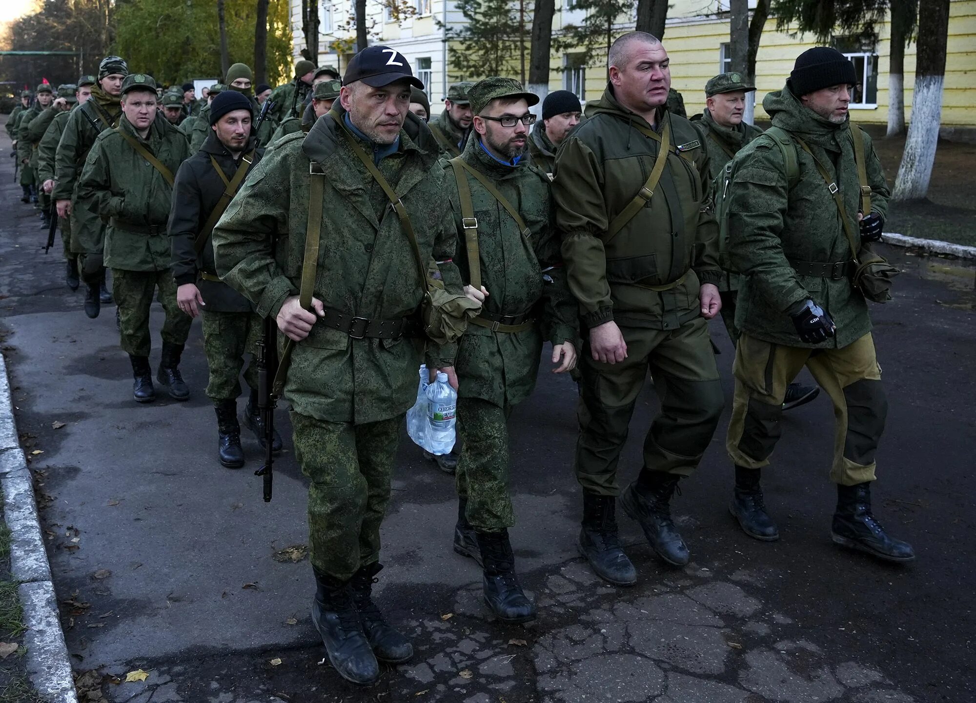 Вторая мобилизация в марте. Российские военные. Российские военные на Украине. Военный штаб Украины. Мобилизация.