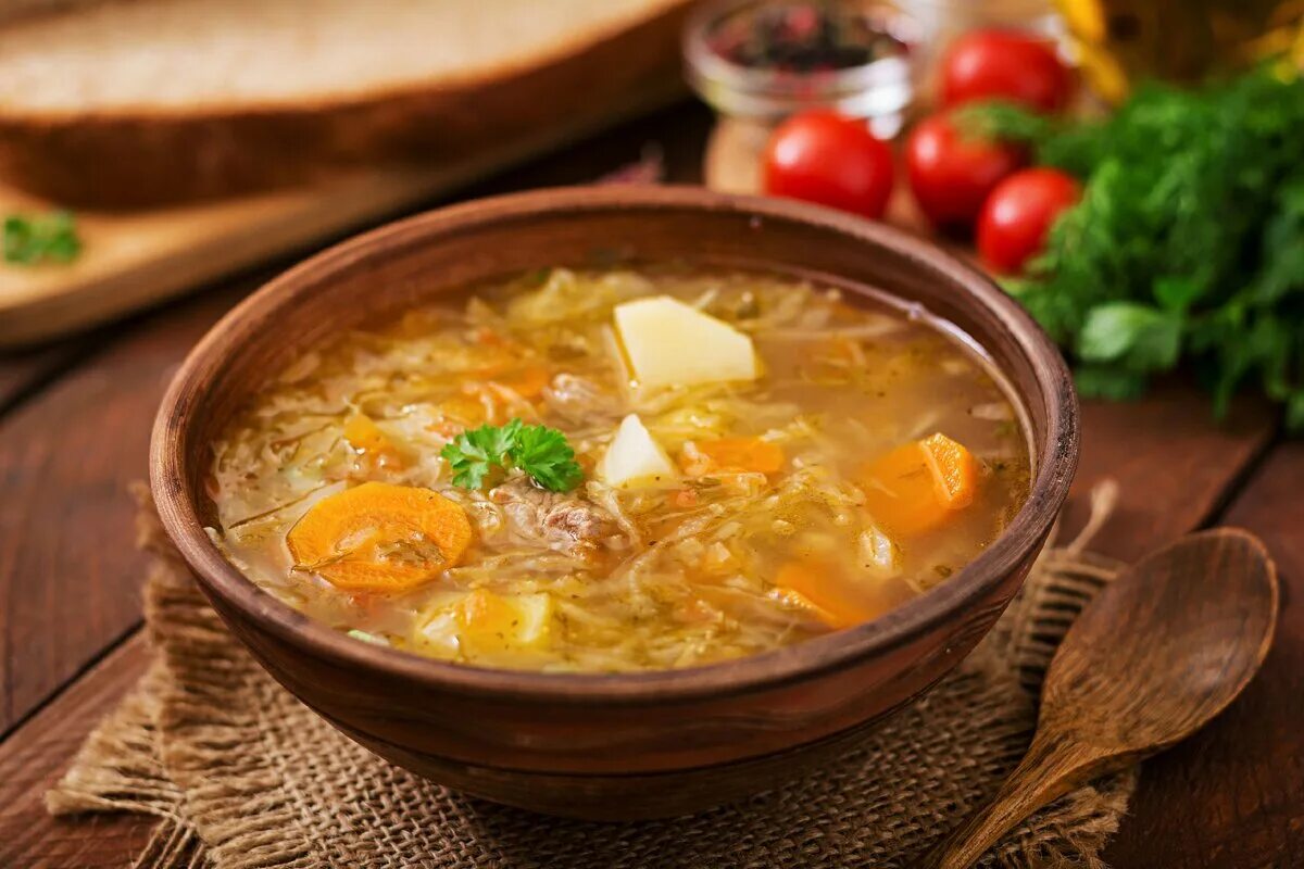 Грибные щи со свежей капустой