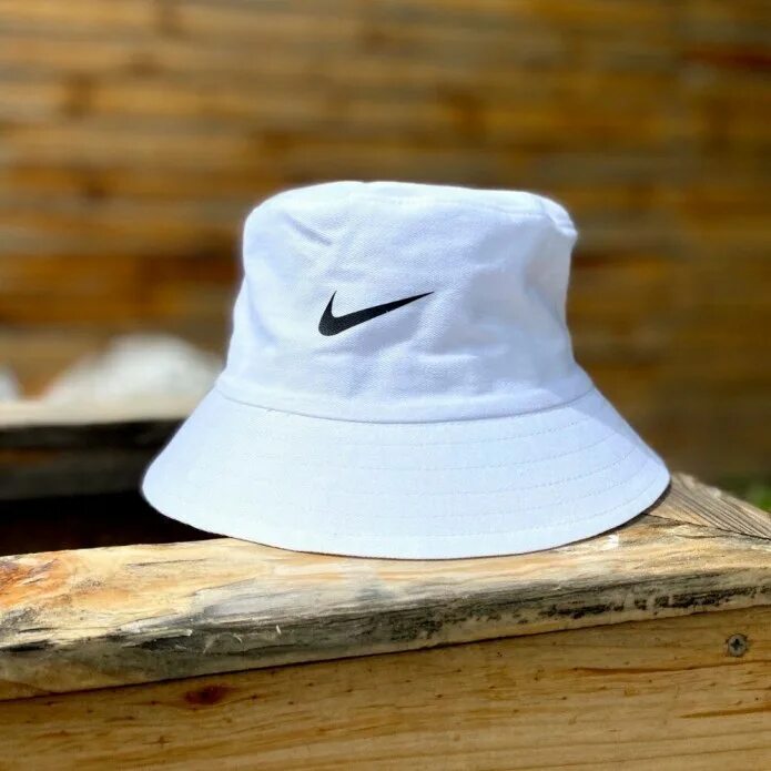 Панама мужская nike. Двусторонняя панама zarina экокожа. Панама для дачи. Панамы с шейн. Оригинальные панамы.