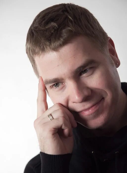 александре колеснике. александре колеснике. александре колеснике. александре колеснике. саша колесник режиссер.