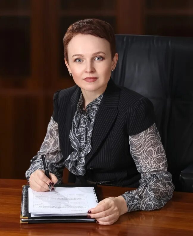 Начальник управления перевод