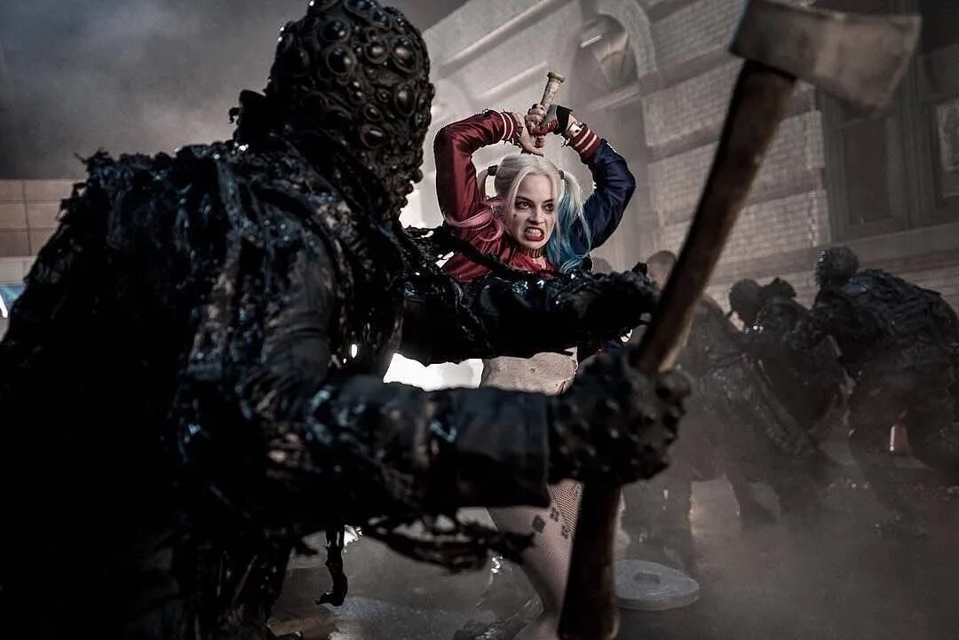 джай кортни отряд самоубийц 2. дэдпул момент с 8 марта. отряд самоубийц герои фильма. отряд озабоченных злодеев. отряд озабоченных злодеев.