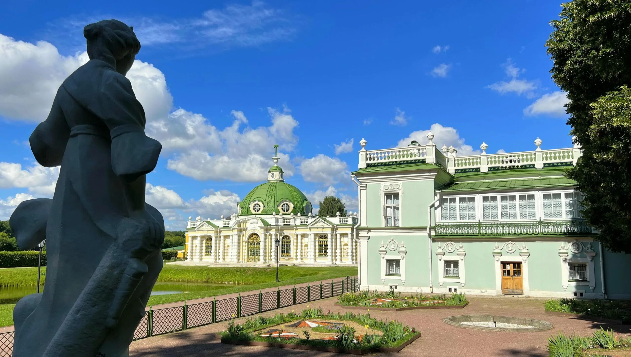 Усадьба г москва. Музей усадьба Кусково. Кусково усадьба Шереметьевых. Усадьба графов Шереметьевых Кусково. Музей заповедник Кусково в Москве.