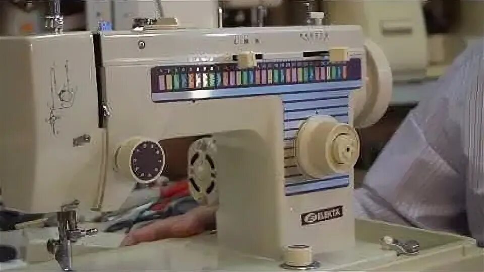 Pfaff classic style 1525. Швейная машинка kangaroo. Электа швейная. Швейная машина электа 10301. Электа швейная.