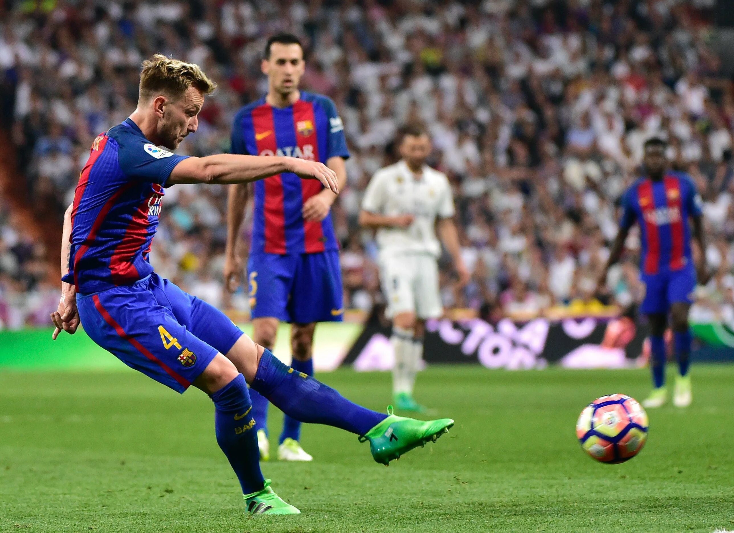 Барселона фк 2022. Futbol yangiliklari barcelona. Чемпионат испании по футболу. Фк барселона 2023. Барселона футбол.