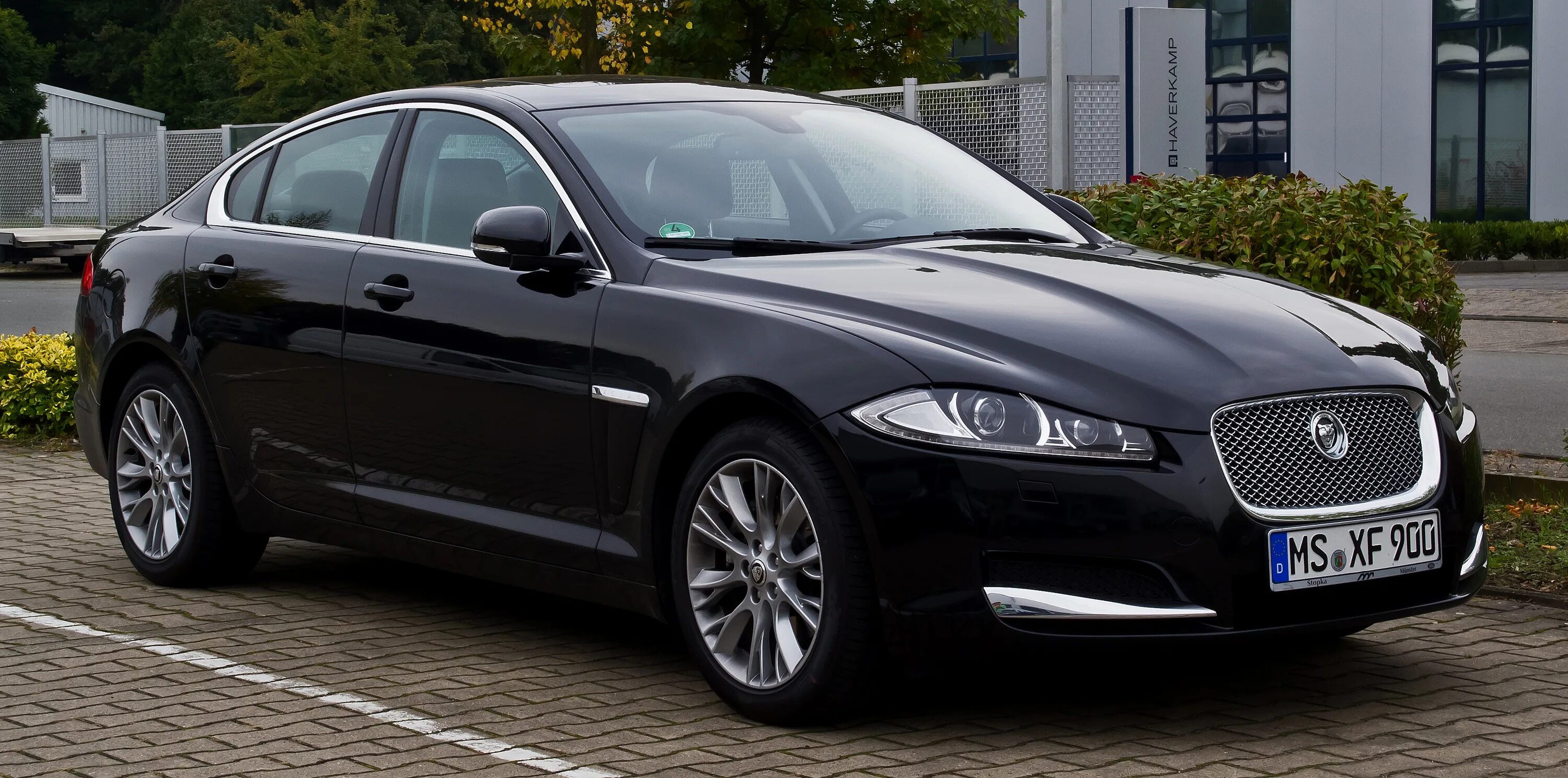Ягуар машина отзывы. Ягуар xj 2020. Ягуар xf 2023. Jaguar xf 2008. Ягуар xf 2013.