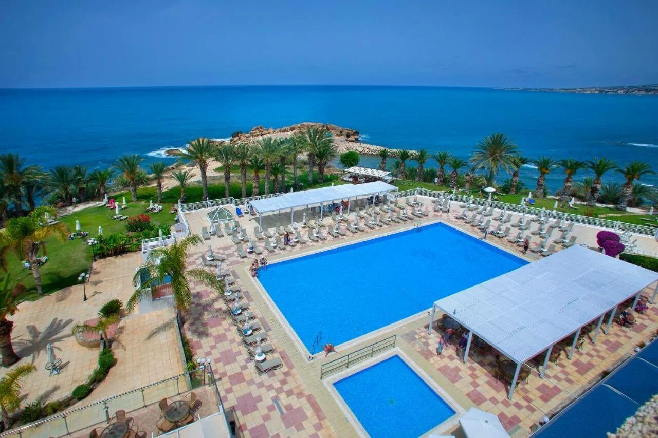Отели кипра 4. Queens bay hotel. пафос кипр отели. кипр отель малина пафос. отель mayfair пафос кипр.