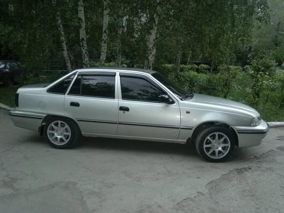 Можно ли на дэу нексия поставить. Daewoo nexia r15. нексия всмпо р15.