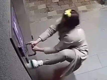 Можно дверь ломать можно дверь