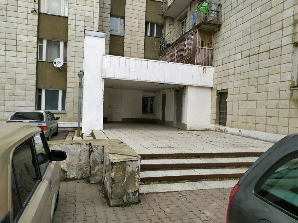 Проспект юности 26 ставрополь. Ставропольский колледж сервисных технологий и коммерции общежитие. Ставропольский колледж искусств ставрополь общежитие. Ставрополь проспект юности 1 общежитие. ».