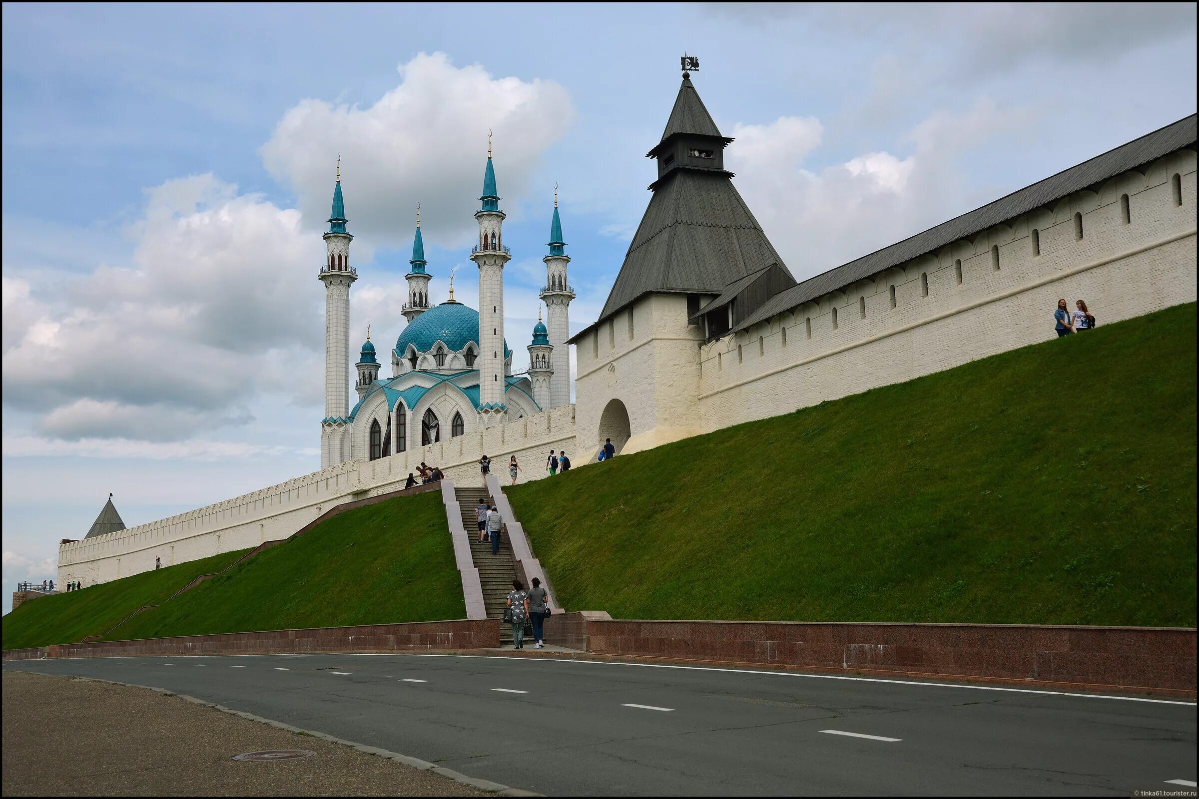 Музей-заповедник Казанский Кремль. Казанский Кремль Казань достопримечательности. Белокаменная крепость Казань. Белокаменный Казанский Кремль