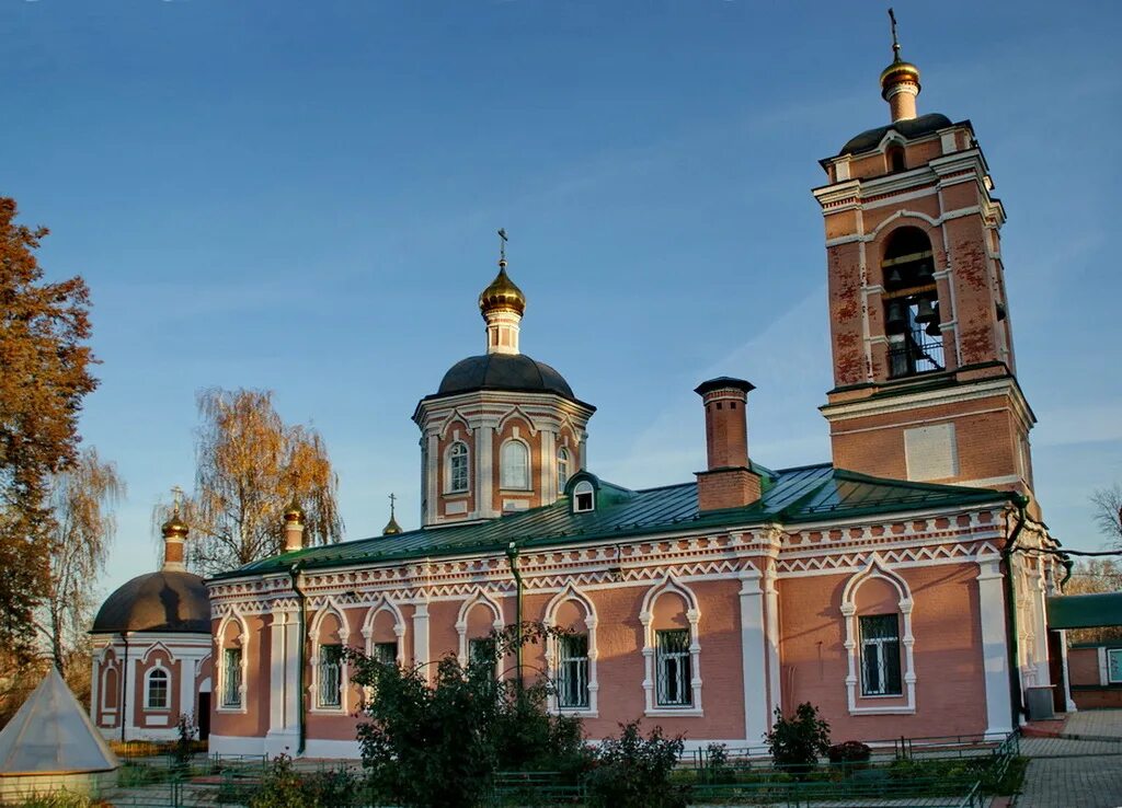 Д захарьино. Храм в захарьино. храм иконы божией матери «знамение» в захарьине. храм иконы божией матери «знамение» в захарьине щербинка. усадьба захарьино.