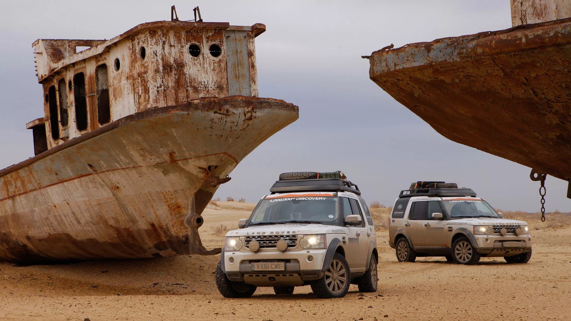 Journey of discovery. Аральское море. Кладбище кораблей Аральское море. Джип тур Аральское море. Море внедорожник экскурсия.