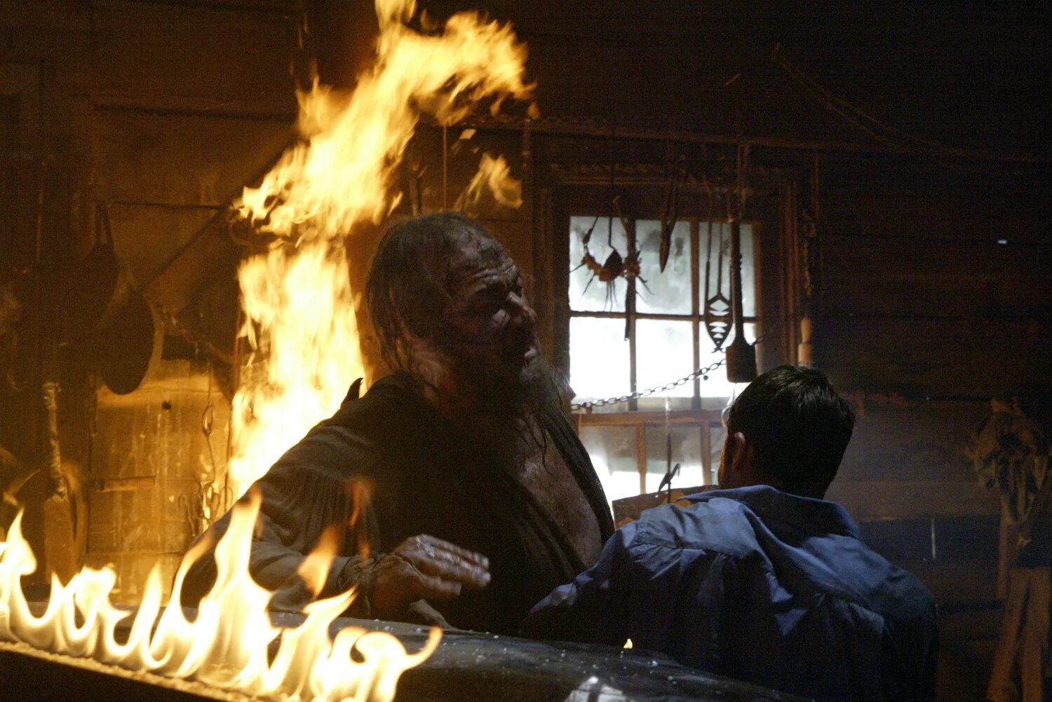 Не туда дом 2. Поворот не туда (wrong turn) '2003.