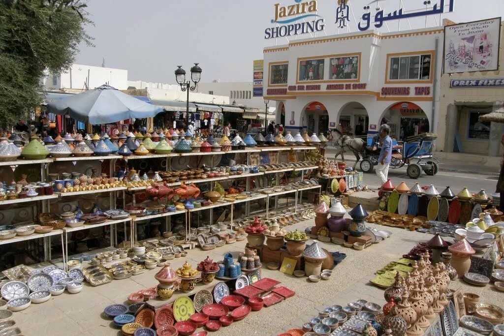 Рынок 9 мая. Рынок Медина в Тунисе. Мидун Тунис. Восточный базар Тунис. Тунис центр города.