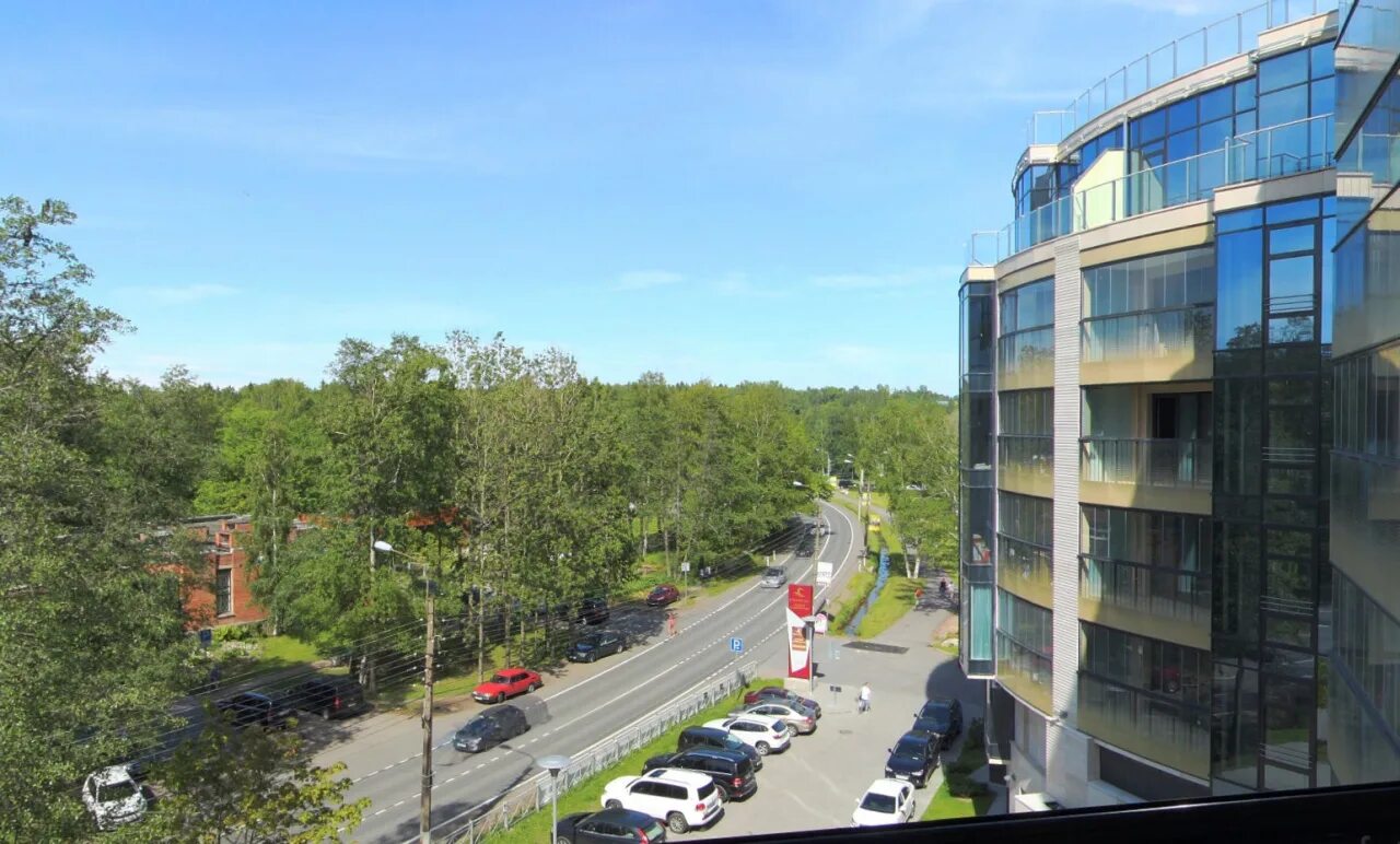 Продажа 2-комнатной квартиры 108 м² по адресу посёлок Репино, Приморское шоссе, 