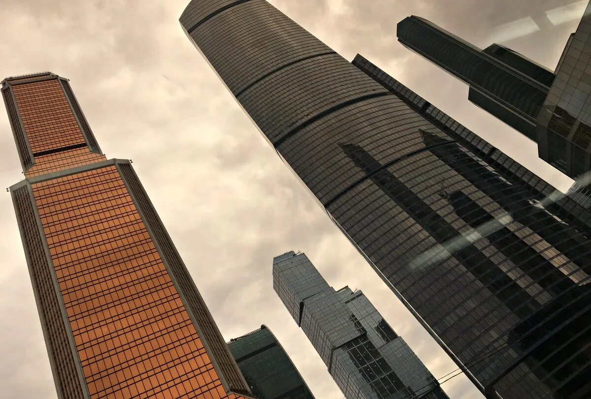 Компания башня. Бц "москва-сити", башня федерация. Башня компании вместе. Elevator test tower texnopark. Башни петронас на карте куала лумпур.