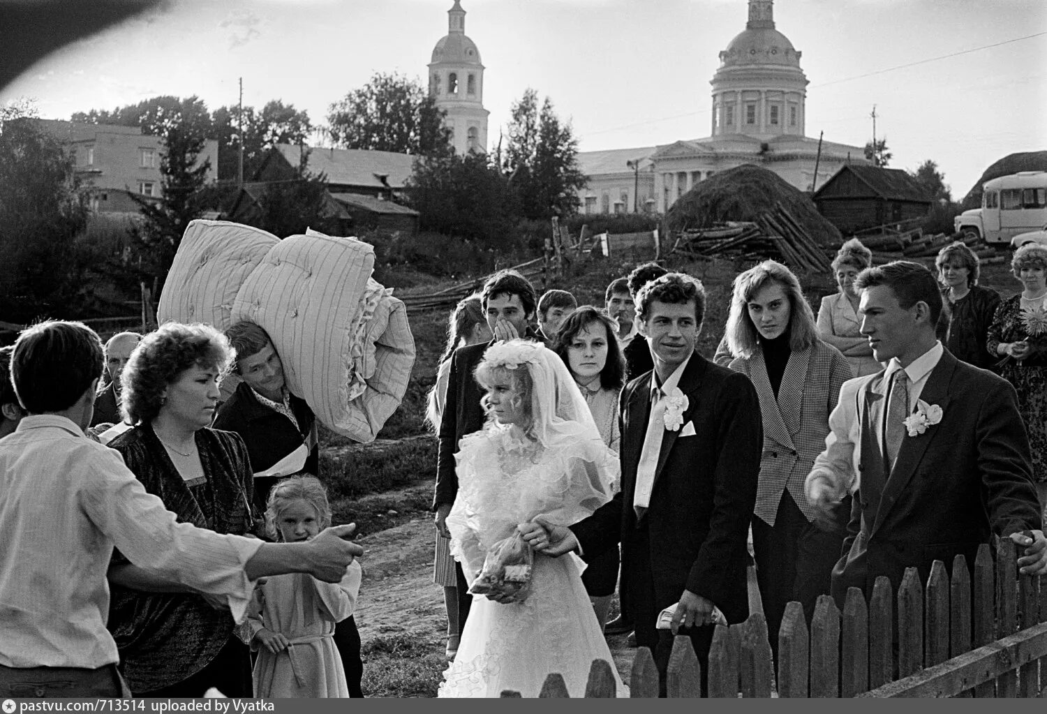 Советская свадьба. Сельская свадьба. Старая деревенская свадьба. Советская свадьба в деревне. Свадьба в ссср на которой все умерли