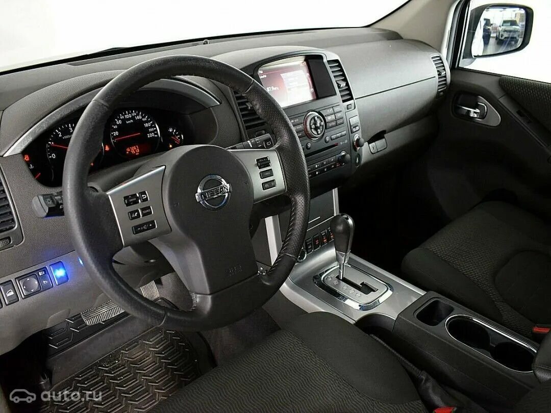 Консоль салона ниссан патфайндер r51. Панель патфайндер r51. Передн торпедо ниссан патфайндер р51. Nissan pathfinder 2010 салон. Nissan pathfinder, 2012 панель.