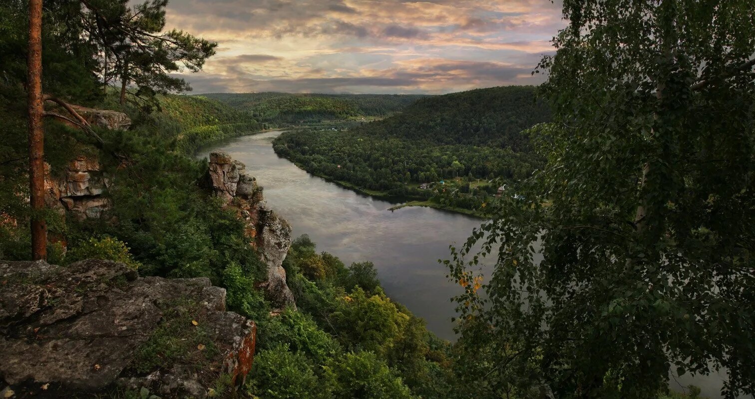 Красные скалы павловка. Красный ключ гора. Нуримановский район республики башкортостан. Красные скалы уфа павловка. Озеро родник сарва башкортостан.