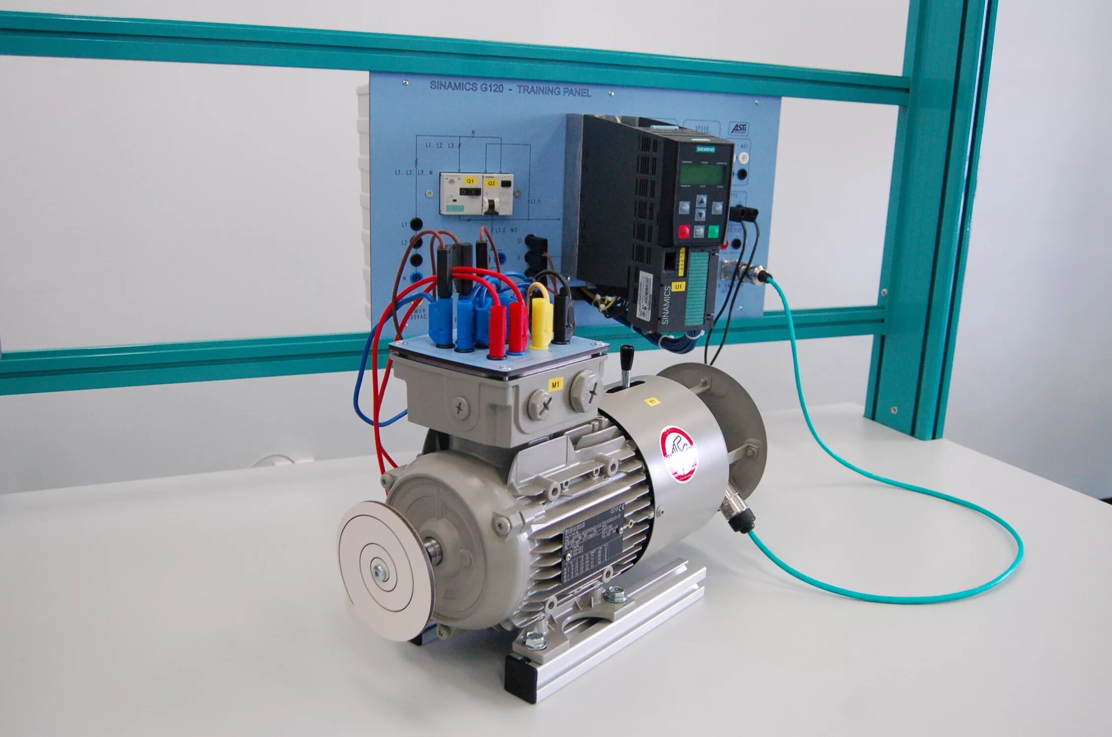 Генератор случ. Электродвигатель IEC 60034-1. Sinamics g120. IEC 34-1 электродвигатель. Electric Generator JGC-420.