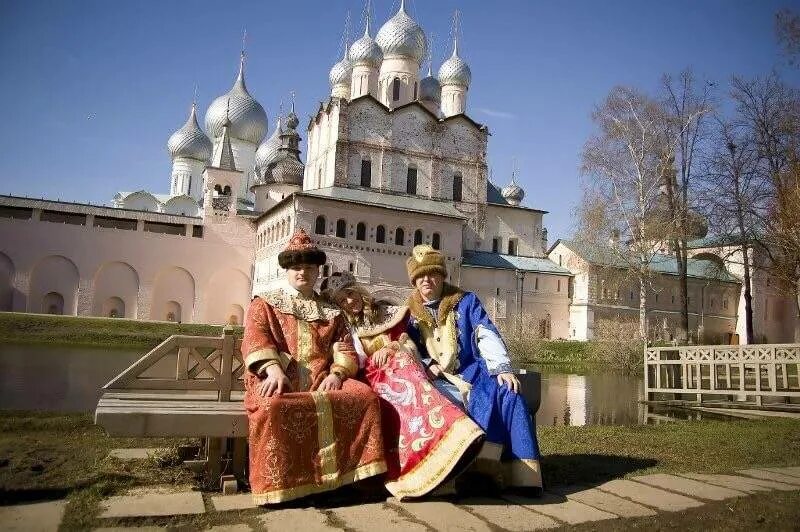 Ростов экскурсии. Кремль ростов великий иван васильевич. ростов великий «иван васильевич меняет профессию» храм. иван васильевич меняет профессию ростовский кремль. ростов великий иван васильевич меняет профессию.