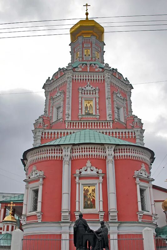 храм богоявления в китай городе. доходный дом богоявленского монастыря никольская. храм богоявления в китай городе. храм богоявления в китай городе. храм богоявления в китай городе.
