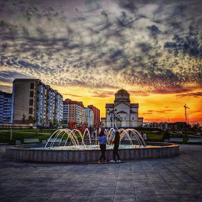 бульвар героев отечества саратов солнечный 2. бульвар героев отечества саратов солнечный 2. аллея в солнечном саратов. бульвар героев отечества. солнечный-2 саратов аллея.