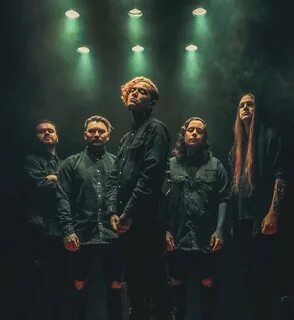 Lorna shore