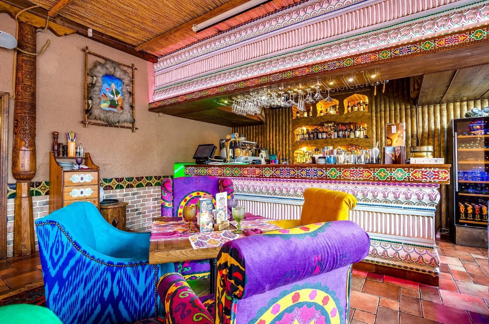 Чайхона павлин мавлин. Чайхана симферополь. Павлин мавлин ялта. Чайхона павлин мавлин. Чайхана павлин.