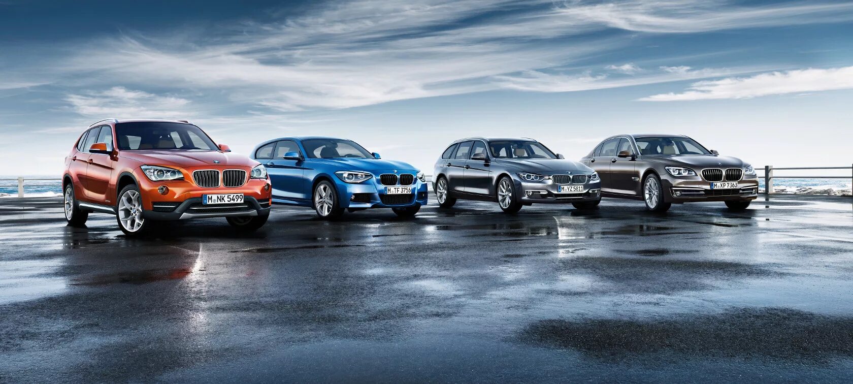 Первая группа автомобилей. BMW. Фото БМВ. Шапка сайта авто. BMW корпоративный авто.